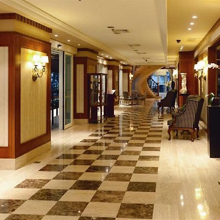 ホテル グラン エスタンプラザ ベリーニ サンパウロ エクステリア 写真 Interior of the hotel